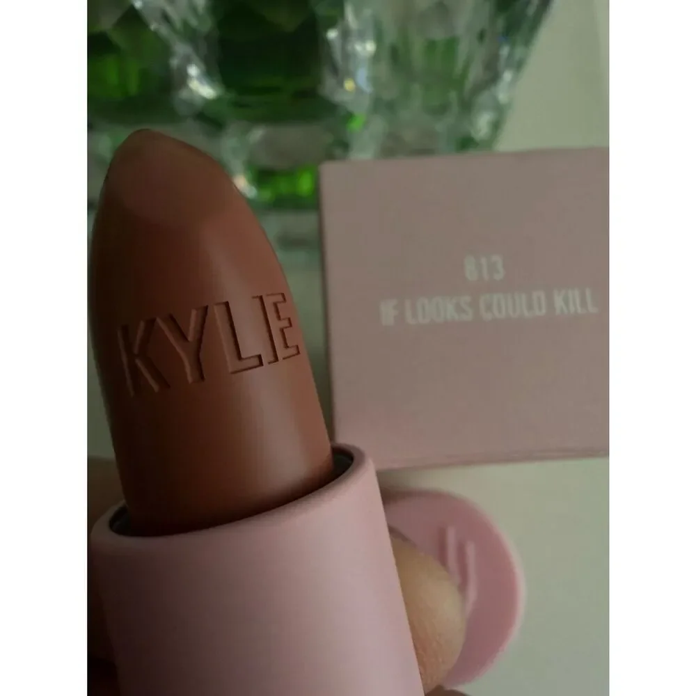 Kylie Cosmetics Crème Lipstick 613 Nude Taupe Brown Satin Finish Women